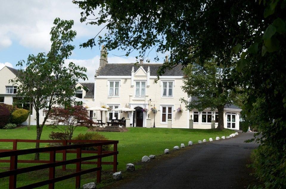 Beith Burnhouse Manor Hotel מראה חיצוני תמונה